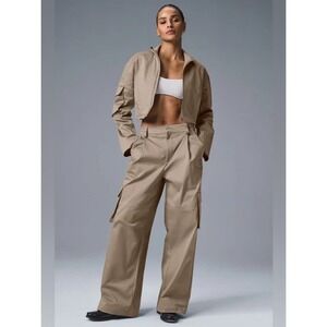 Alo Yoga High-Waist It Girl Cargo Pants Gravel Tan Wide Leg XS